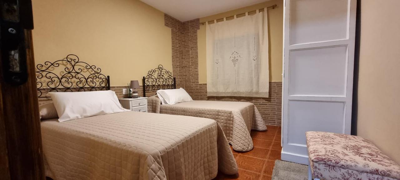 Apartamento Turistico "El Rincon De La Pernila" グアダルペ エクステリア 写真